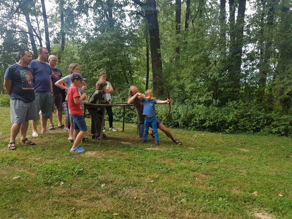 Bogenschießen mit Papa