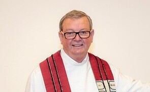 Stadt Ried verabschiedete Pfarrvikar Rupert Niedl