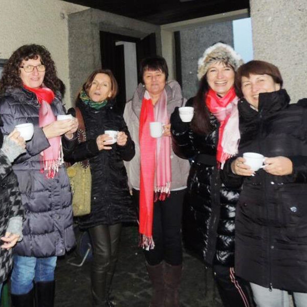              Jahresschlussandacht mit traditioneller Einladung der Pfarrcaritas zum Jahresumtrunk                                                                                                          