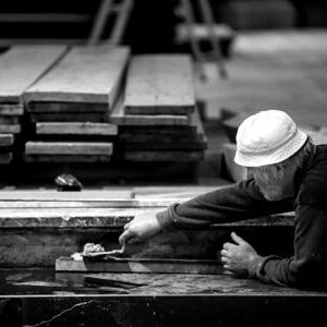 Neujustierung des Chorgestühls