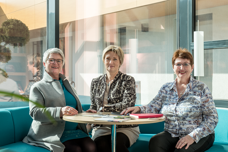 ehrenamtliche Vorsitzende / Violetta Wakolbinger ehrenamtliche Vorsitzende