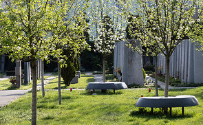 Eröffnung des Apfelbaum Urnengartens am St. Barbara Friedhof Linz