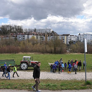 Traunauen-Reinigung mit ökomenischen Gottesdienst