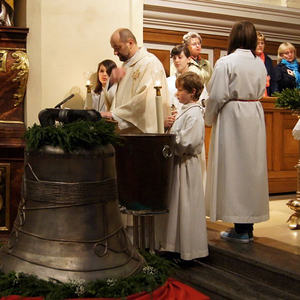 Osternachtsfeier mit Glockenweihe