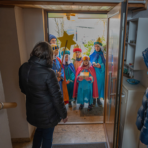 Die Sternsinger*innen waren in der Pfarre Kirchdorf an der Krems unterwegs