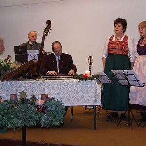Advent mit Kuchltischmusi und Puchenauer Dreigsang