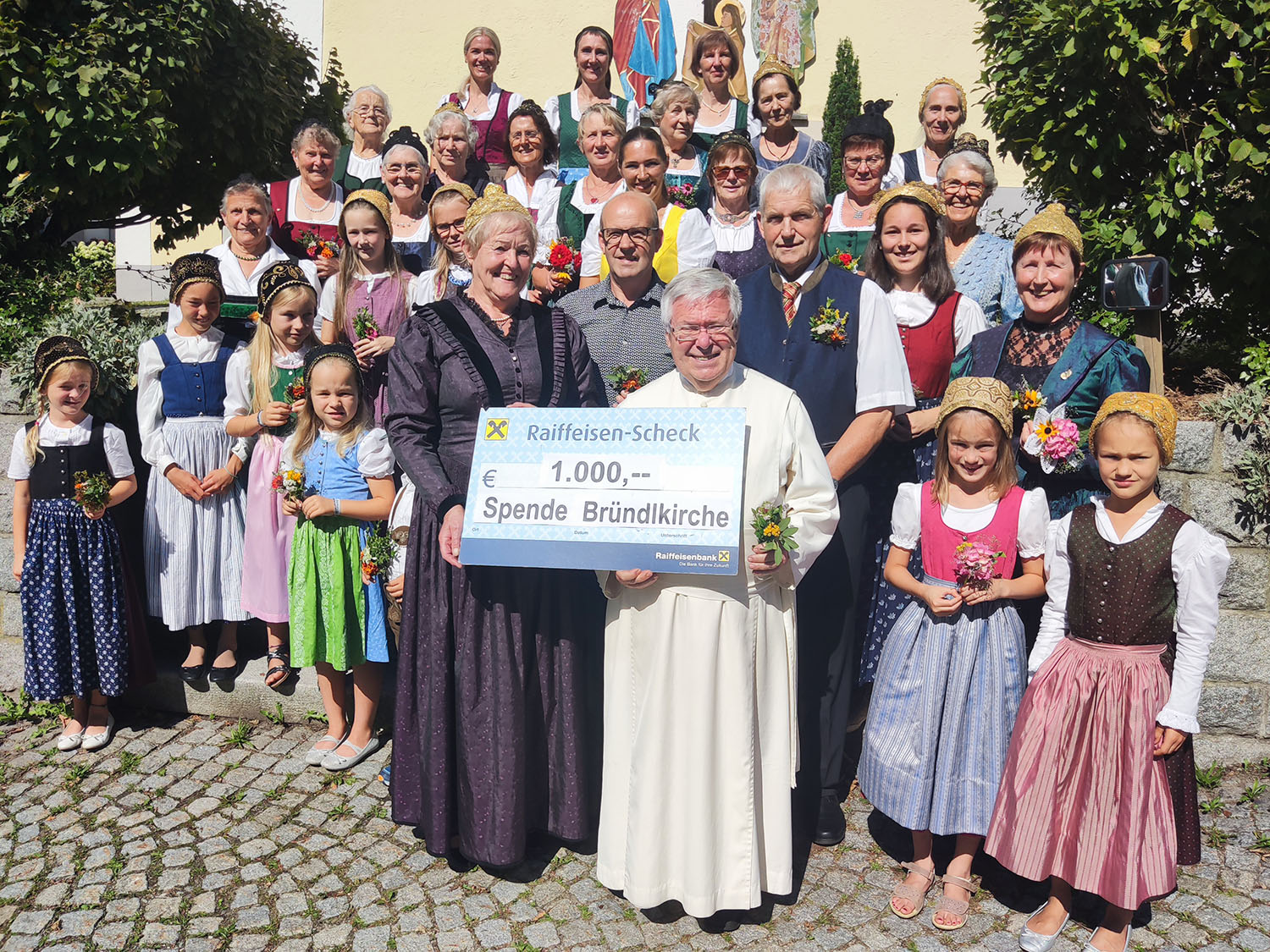 Spende Goldhaubengruppe