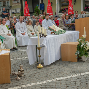 Feld-Festgottesdienst anlässlich des Musi-Spektakels der Stadtkapelle KirchdorfBild: Gottesdienst im StadtzentrumFoto Jack Haijes
