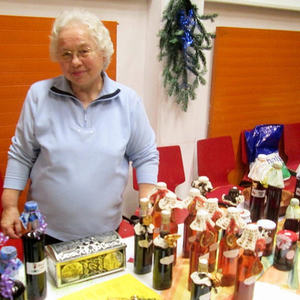 Adventkranzweihe und Schmankerlmarkt