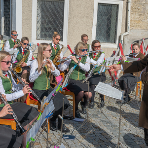 Erntedankfeier am Kirchenplatz