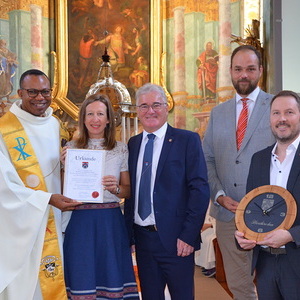 eine Abordnung des Gemeinderates