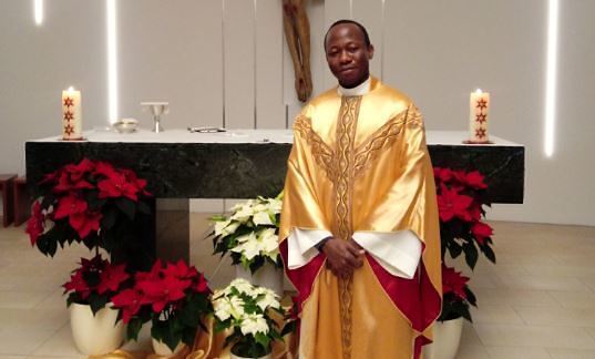 Wir begrüßen bei uns Kaplan Amobichukwu Kingsley Ude