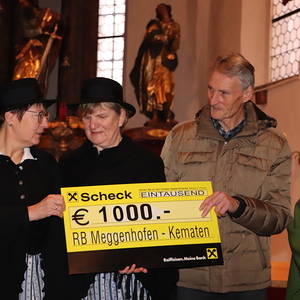 Scheckübergabe Goldhauben