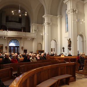 Hl. Messe mit den Sternsingern in St. Quirinus