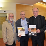 Präsentation des KMBÖ-Jahresberichts: Ernest Theussl (KMB Graz-Seckau), DI Dr. Leopold Wimmer (KMBÖ Obmann), Bischof Alois Schwarz