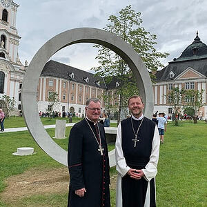 Eröffnung des Meierhofes und des Stiftshofes und Turmkreuzsteckung