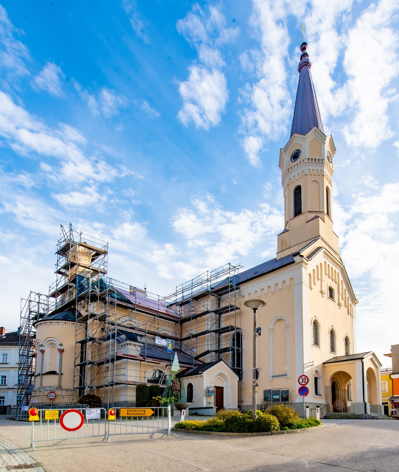 Kirchendachsanierung