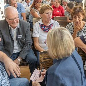Die Teilnehmer:innen diskutierten lebhaft.