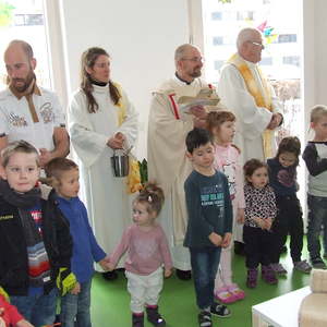Segnung des Kindergartenzubaus