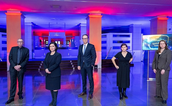 Aschermittwochsgespräch 2022 / © FOTOKERSCHI.AT / Sparkasse OÖ Aschermittwochsgespräch 2022