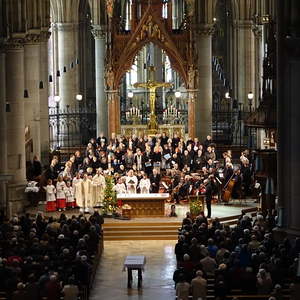 Bruckner-d-Moll-Messe im Mariendom Linz