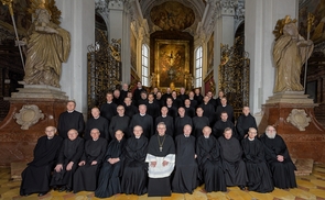 Abt Ambros Ebhart und Konvent des Stiftes Kremsmünster                                                                                                                             © 2019 Peter Goda