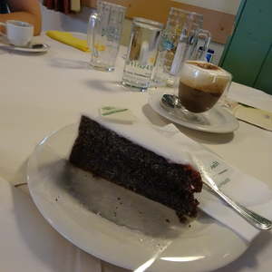 Siegi Adlbergers Mohntorte mit Cappuccino...