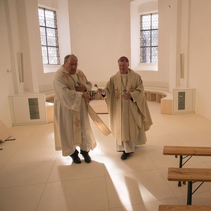 Festgottesdienst und Agape