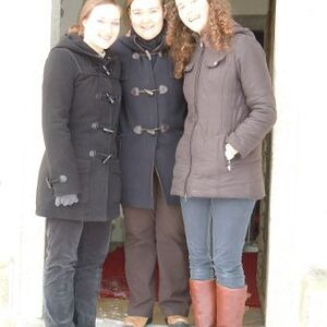 Jungmedizinerin als Ministrantin 