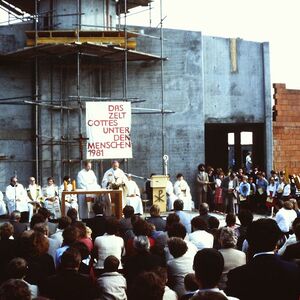 Kirchenbau - eingescannte historische Dias