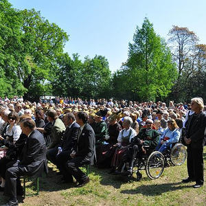 Gedenkfeier 200 Jahre Schlacht um Ebelsberg im Schloßpark