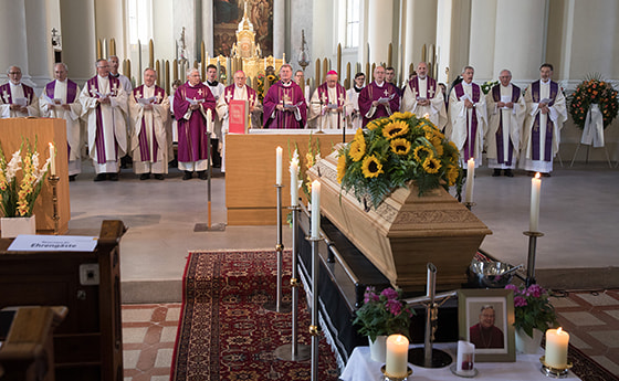 Begräbnisgottesdienst für Josef Ahammer in der Pfarrkirche Linz-Hl. Familie