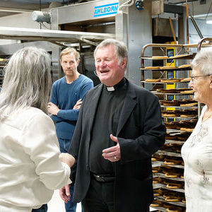 Manfred Scheuer im Gespräch