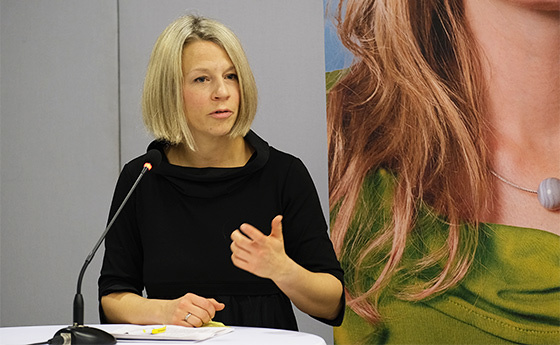 Barbara Lanzerstorfer-Holzner (TelefonSeelsorge – Notruf 142)