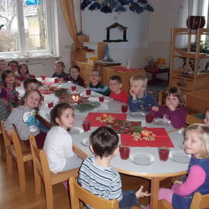Kindergarten bereitet sich auf Weihnachten vor