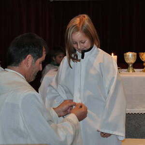 Drei neue Ministrantinnen für Lacken