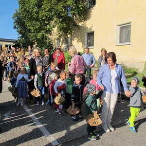 Erntedankfestzug und Gottesdienst in der Pfarrkirche Traberg