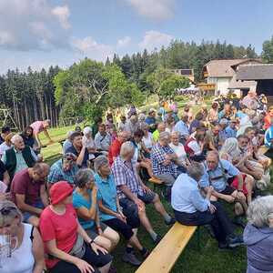 Gottesdienst am Hongar