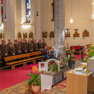 Florianimesse der Feuerwehr Kirchdorf in der Pfarrkirche mit Pfarrer P.Severin KranabitlFoto Jack Haijes