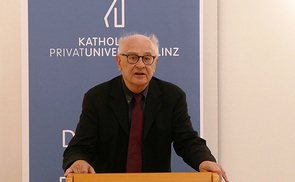 Professor Hubert Gaisbauer referierte über Johannes XXIII., das Zweite Vatikanische Konzil und die Ökumene