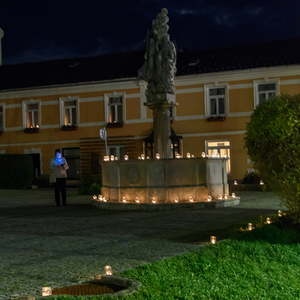 Das Motto der Nacht der 1000 Lichter 2017 in der Pfarre Kirchdorf: '1000 Lichter - 1000 Bilder'