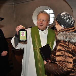 Berta Gradl 10 Jahre Mesnerin, Pfarre Franking