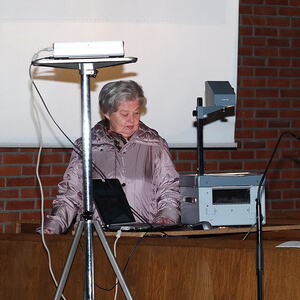 OLYMPUS DIGITAL CAMERA         