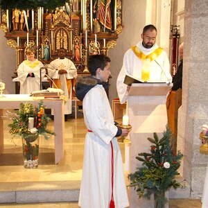 Frau Veronika Leitner