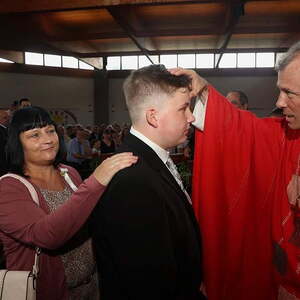 Pfarrkirche Hl. Familie, Steyr-Tabor