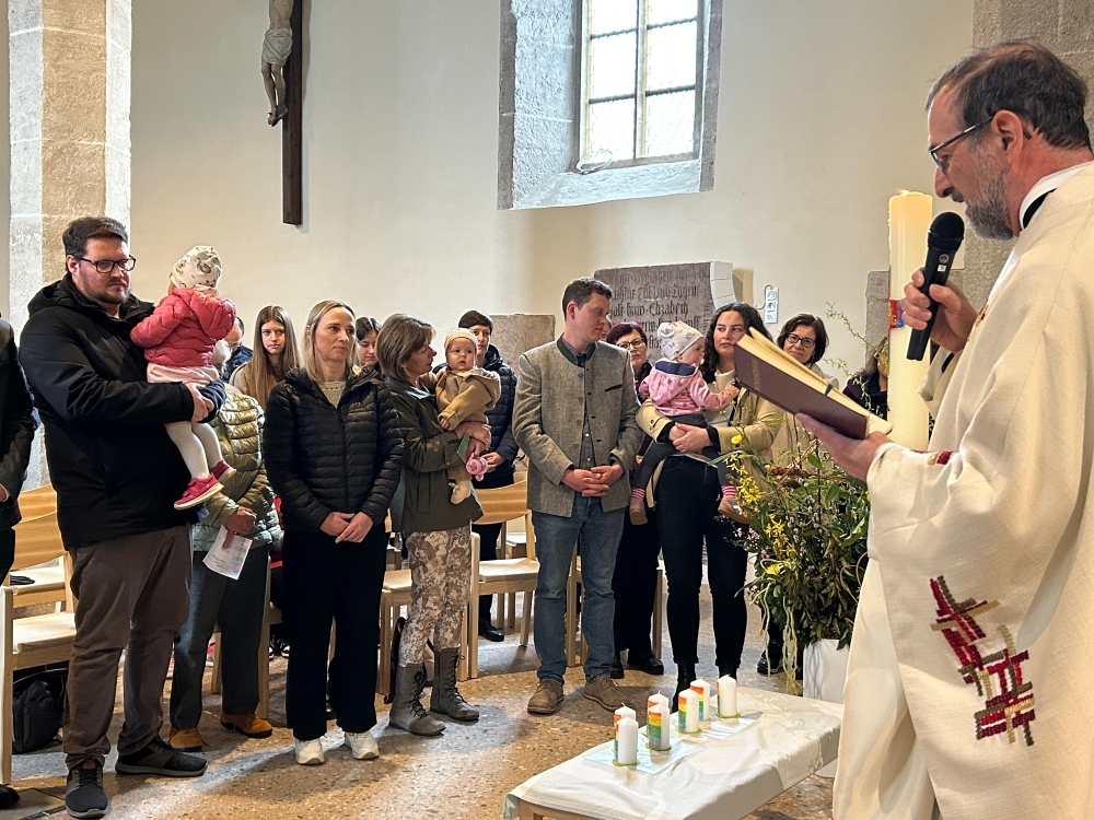 Segnung der Täuflinge