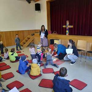 Kleinkinder Feier - Pfarrsaal