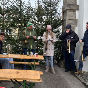 Adventmarkt der Pfarre