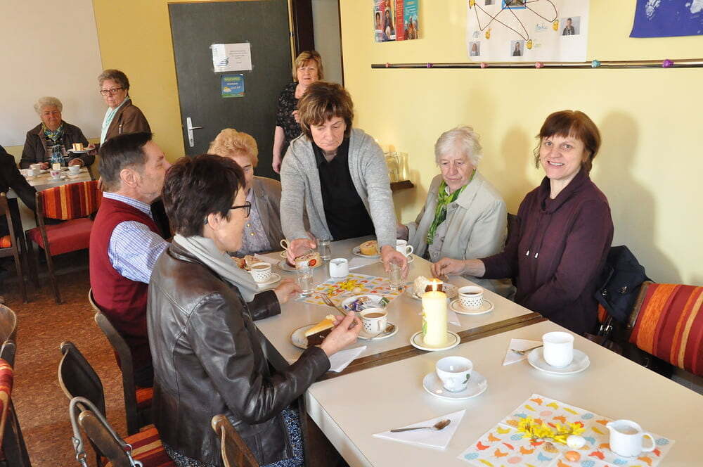 Kaffee und Kuchen von unseren Kfb Frauen