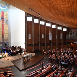 Pfarrgottesdienst mit den St.-Martins-Chorknaben Biberach